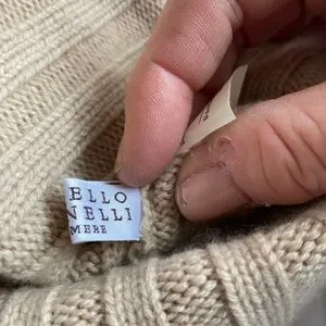 NWOT—Brunello Cuccinelli cashmere camel classic ribbed beanie. Cashmere beanie Brunello Cucinelli Beige size Not specified  main image 4